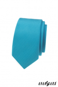 Úzká kravata s tyrkysové matné barvě